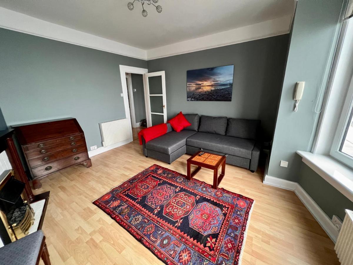 Anchorage, A Lovely 2nd Floor One Bedroom With Fabulous Seaviews Апартаменты